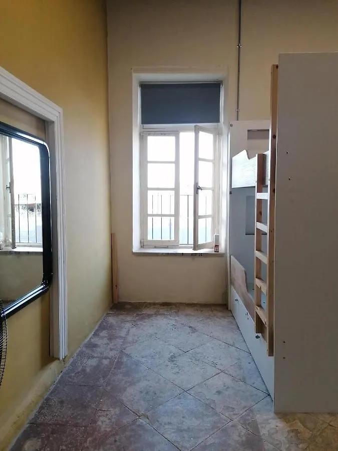 Le Mat Hostel 라르나카