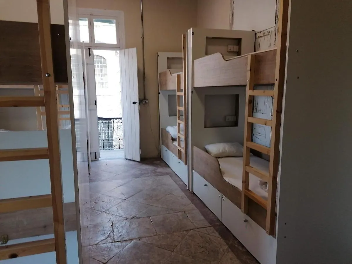 Le Mat Hostel Larnaka 0*,  Zypern